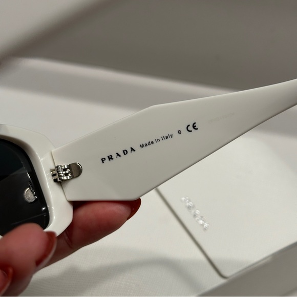 PRADA Authentic Symbole Triangle Logo Sunglasses- White - Picture 4 of 9